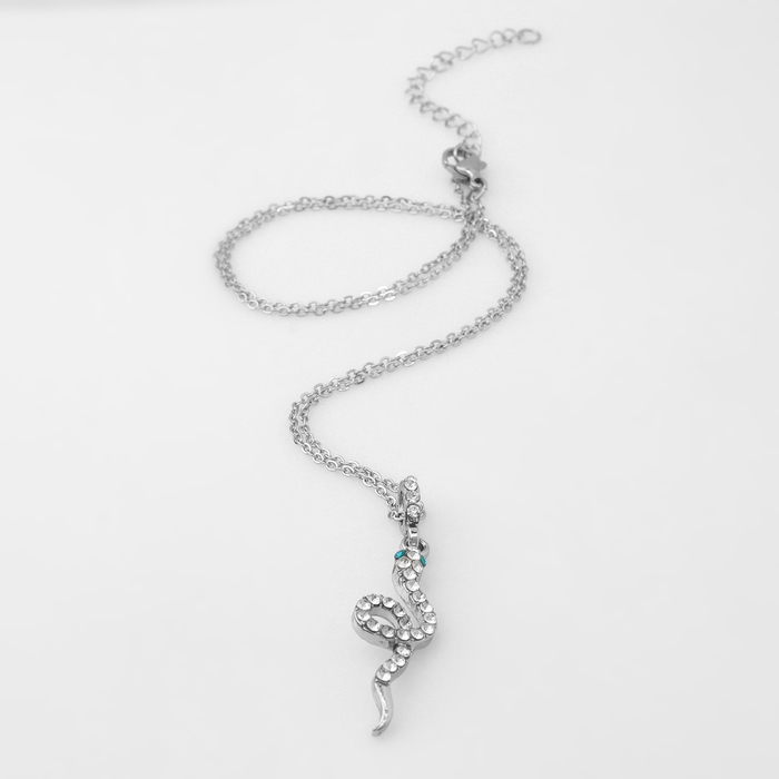 Кулон &laquo;Змея&raquo; изящная мини, цвет бело-зелёный в серебре