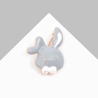 Брошь &laquo;Крольчонок&raquo; с лапками, цвет серо-белый в золоте