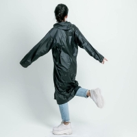 Дождевик взрослый плащ &laquo;На крыльях счастья&raquo;, размер универсальный, размер 42-48, 60 х 110 см, цвет чёрный