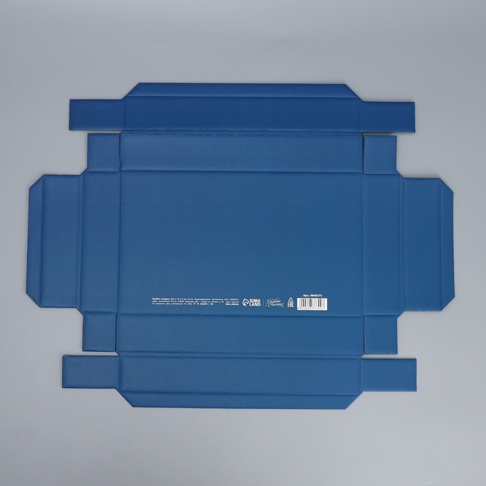 Коробка подарочная новогодняя складная &laquo;Новогодний венок&raquo;, 25.5 х 15 х 4 см, Новый год