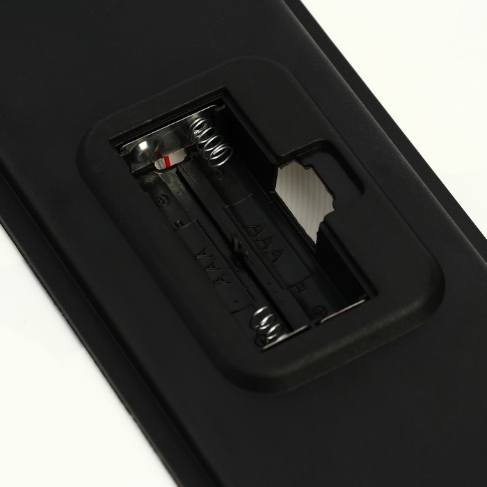 Весы напольные Luazon LVE-020, электронные, до 180 кг, 2хAAА (не в комплекте) Весы напольные Luazon LVE-020, электронные, до 180 кг, 2хAAА (не в комплекте)