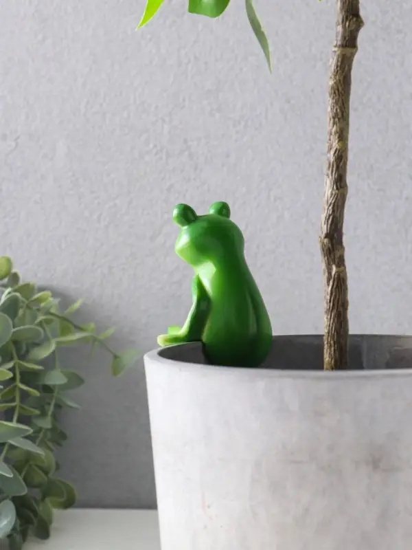 Сувенир полистоун "Лягуха с лимонадом" 5,3х5,5х10,3 см