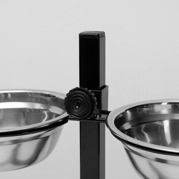 Подставка с мисками, 2 х 500 мл, высота 30 см, разборная, чёрная Подставка с мисками, 2 х 500 мл, высота 30 см, разборная, чёрная