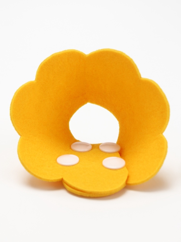 Ветеринарный воротник из фетра "Ромашка", размер XS, жёлтый