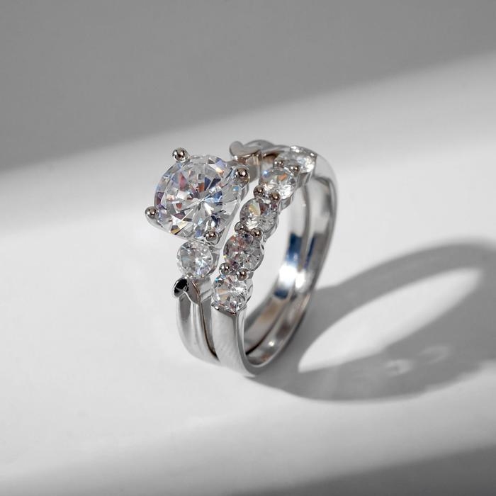 Кольцо "Сокровище" кристалл куб, цвет белый в серебре, размер 19