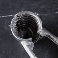 Орехокол «Ретро», 15 см, микс, алюминий Орехокол «Ретро», 15 см, микс, алюминий