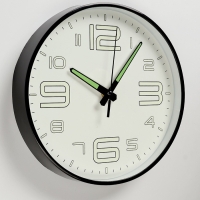 Часы настенные интерьерные &laquo;Классика&raquo;, плавный ход, светящиеся, d-25 см