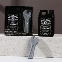 Подарочный набор косметики «Крутой мужик», гель для душа 300 мл и мыло для рук 70 г, HARD LINE Подарочный набор косметики «Крутой мужик», гель для душа 300 мл и мыло для рук 70 г, HARD LINE