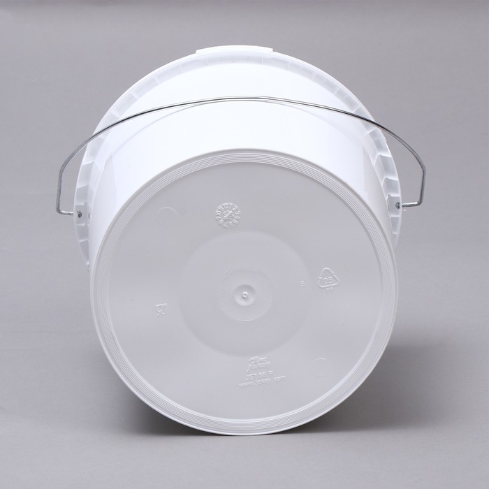 Бак-ведро пищевой, 5,7 л, с крышкой, белый Бак-ведро пищевой, 5,7 л, с крышкой, белый