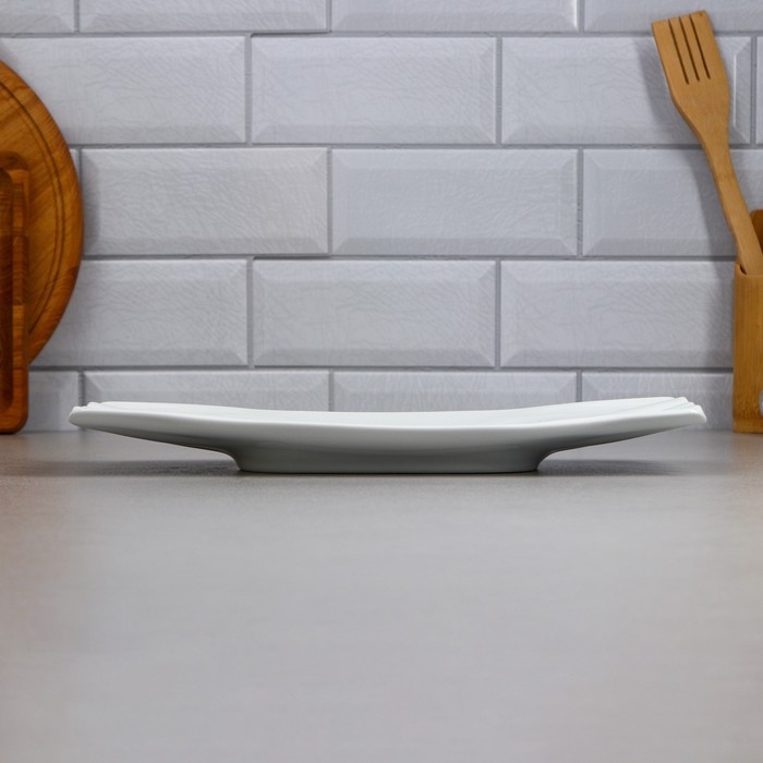 Блюдо &laquo;Идилия&raquo;, фарфор, Иран