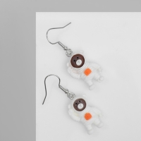 Серьги ассорти &laquo;Радость&raquo; космонавты медведи, цвет коричнево-белый в серебре