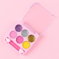 Набор косметики &laquo;Будь особенной&raquo;, блеск 8 мл, тени 6 цв, аромат ванили