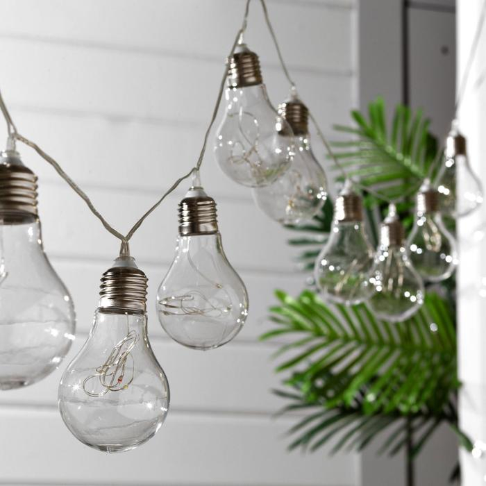 Гирлянда Uniel «Нить» 1.9 м с насадками «Лампочки», IP44, прозрачная нить, 10 лампочек, свечение мульти, 1 режим, солнечная батарея Гирлянда Uniel «Нить» 1.9 м с насадками «Лампочки», IP44, прозрачная нить, 10 лампочек, свечение мульти, 1 режим, солнечная батарея