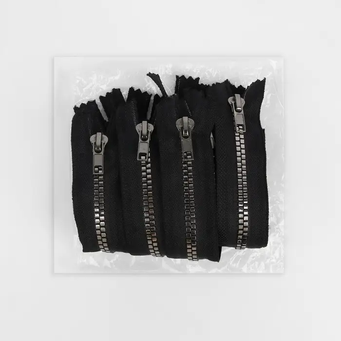 Молния &laquo;Трактор&raquo;, №5, неразъёмная, декоративное звено &laquo;Квадрат&raquo;, замок автомат, 18 см, чёрная