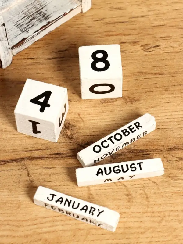 Календарь настольный &laquo;Маяк&raquo;, 7&times;4&times;11 см, дерево, бело-синий