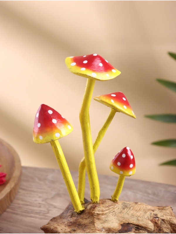 Сувенир "Грибочки" дерево, 15х10х16 см, цв. желто-красный