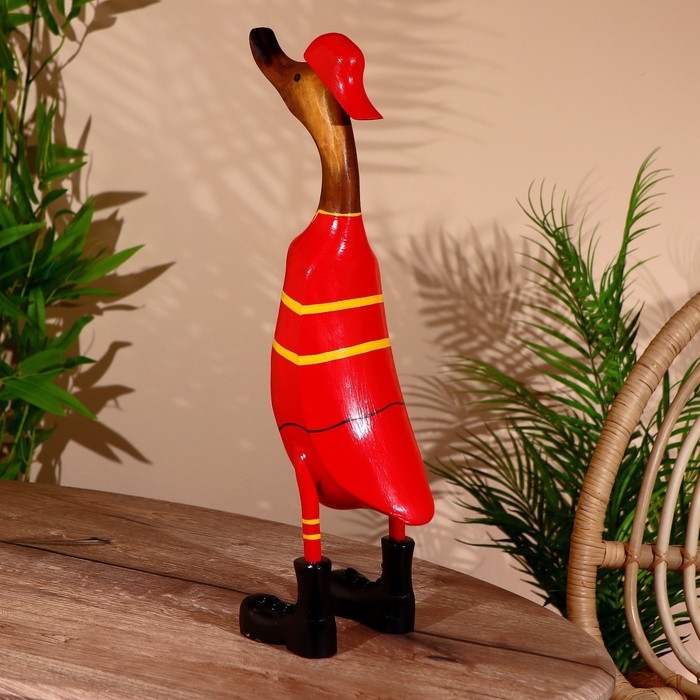 Сувенир "Утка-пожарный" дерево 45 см