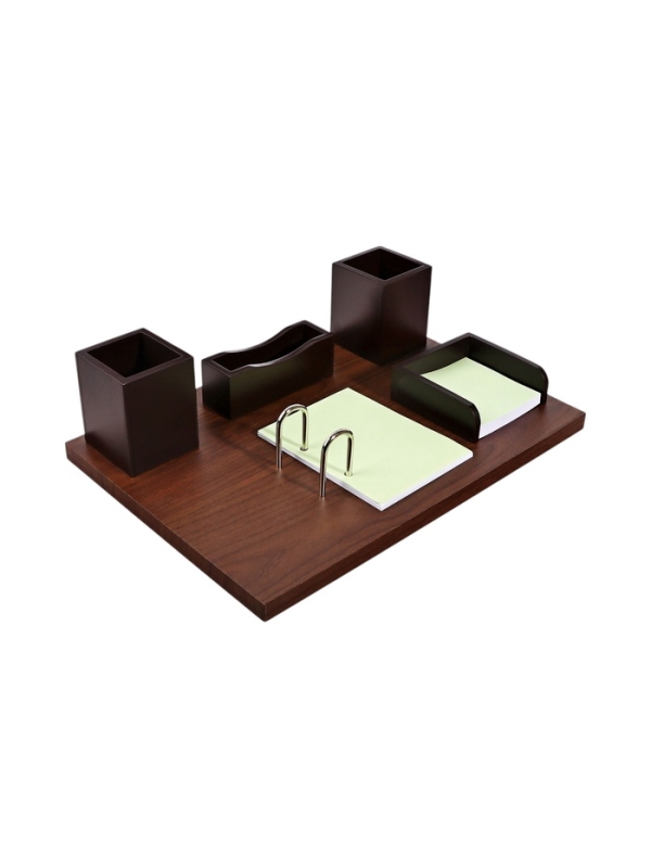 Набор настольный 5в1, 33*23*11 см Набор настольный 5в1, 33*23*11 см