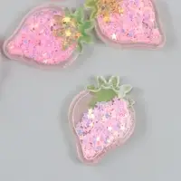 Шейкер для творчества акрил "Клубничка" с глиттером 0,5х3х4,2 см