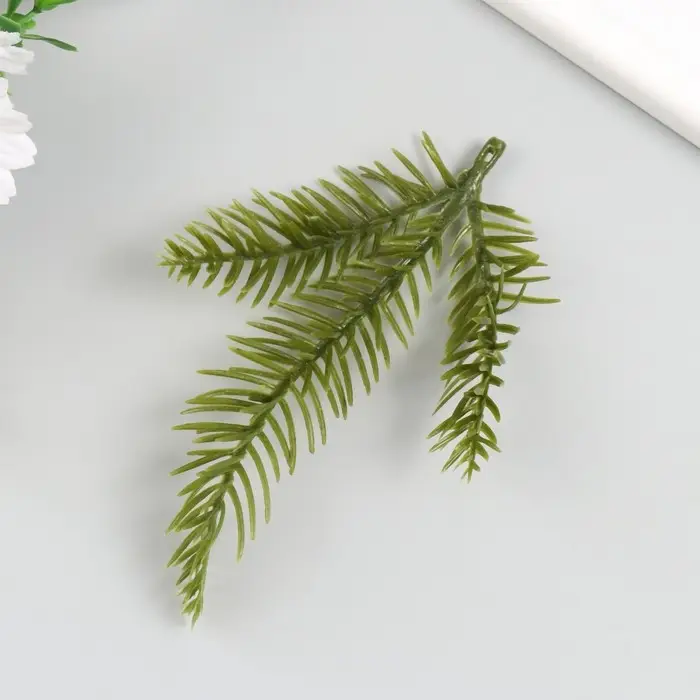 Декор для творчества "Тройная еловая веточка" светло-зелёная 15,5 см   9022550