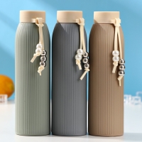 Бутылка для воды стеклянная &laquo;Роскошь&raquo;, 300 мл, h=21 см, цвет МИКС