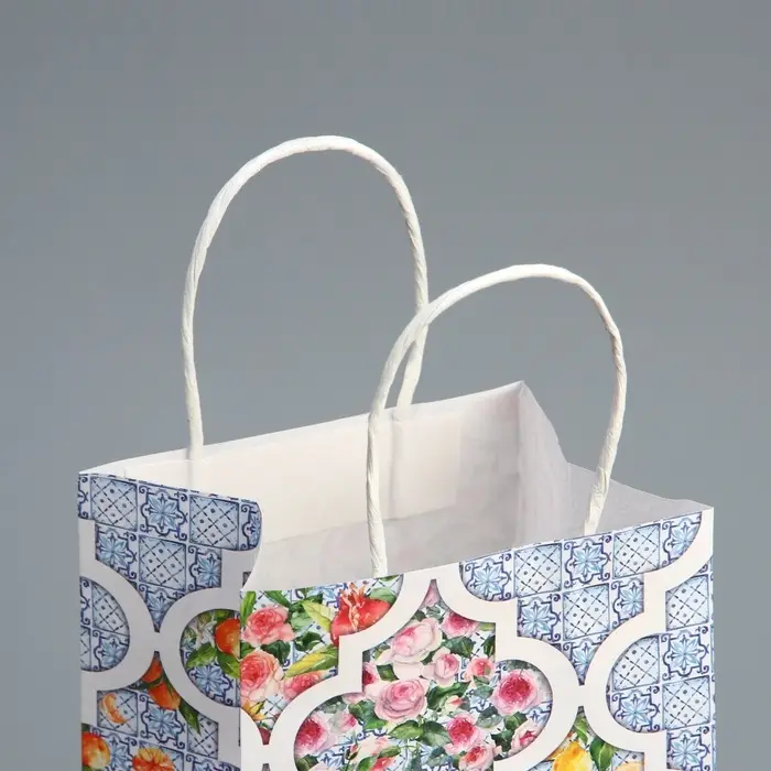 Пакет подарочный под бутылку, упаковка, &laquo;Праздничный&raquo;, белый крафт, 13 х 36 х 10 см