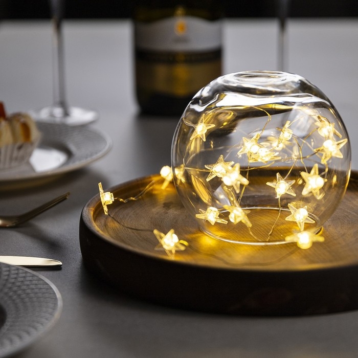 Гирлянда &laquo;Нить&raquo; 2 м роса с насадками &laquo;Снежная звезда&raquo;, IP20, серебристая нить, 20 LED, 2 режима, батарейки ААх2 (нет в комплекте), свечение тёплое белое