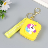 Брелок кошелёк с карабином силикон "Яркие картинки" квадратик жёлтый МИКС 6х3х7 см Брелок кошелёк с карабином силикон "Яркие картинки" квадратик жёлтый МИКС 6х3х7 см