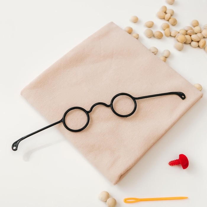 Очки для игрушек, набор 4 шт., размер 1 шт. — 2,5 × 7 × 5,3, цвет чёрный Очки для игрушек, набор 4 шт., размер 1 шт. — 2,5 × 7 × 5,3, цвет чёрный