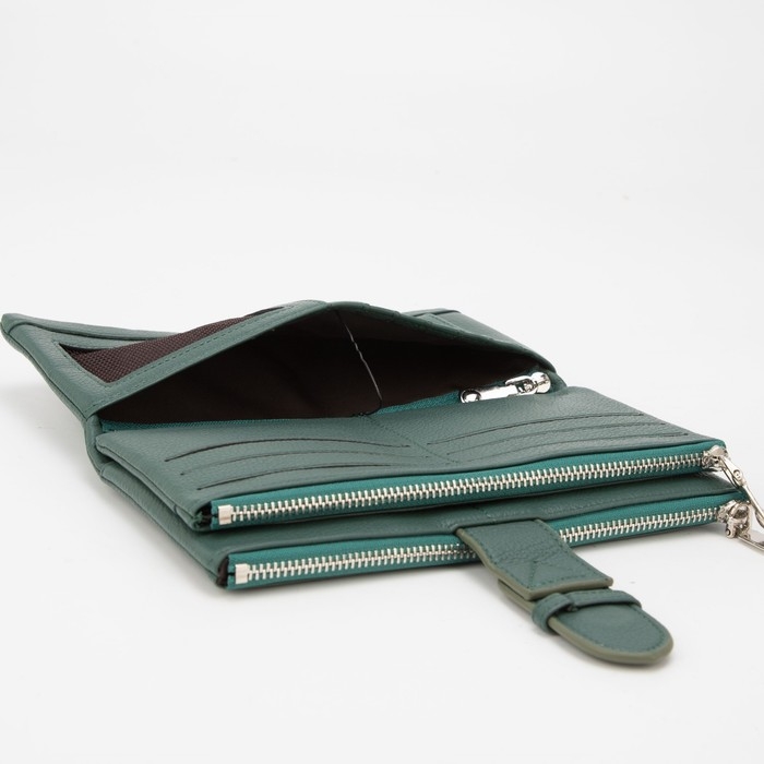 Кошелёк женский на магните, цвет зелёный