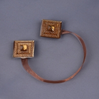 Подхват для штор &laquo;Блестящий квадрат&raquo;, 4 &times; 4 см, цвет коричневый