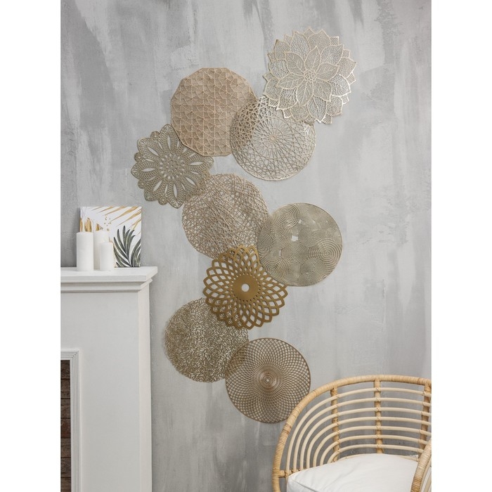 Салфетка сервировочная на стол Доляна &laquo;Цветок&raquo;, d=43 см, цвет золотой