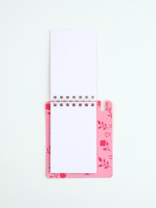 Набор блокнот и мини-ручка "C 8 марта. Кошечка", 9 х 10,4 см