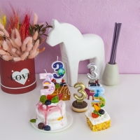 Свеча в торт &laquo; Волшебные единороги&raquo;, цифра 3, розовый, 9 см