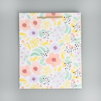 Пакет подарочный, упаковка, &laquo;Цветы&raquo; 32 х 26 х 12 см