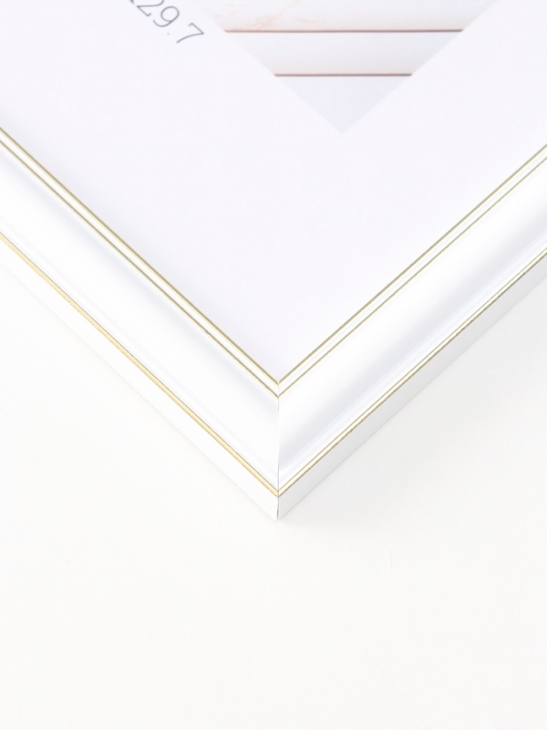Фоторамка пластик "МИРАМ" 21х29,7 см (A4), белый, золото