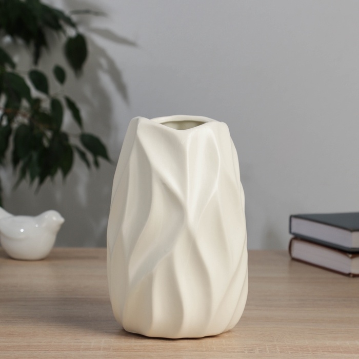 Керамическая ваза декоративная настольная &laquo;Грэйем&raquo;, для цветов, сухоцветов, d-7 см, 17.5&times;10 см, белый