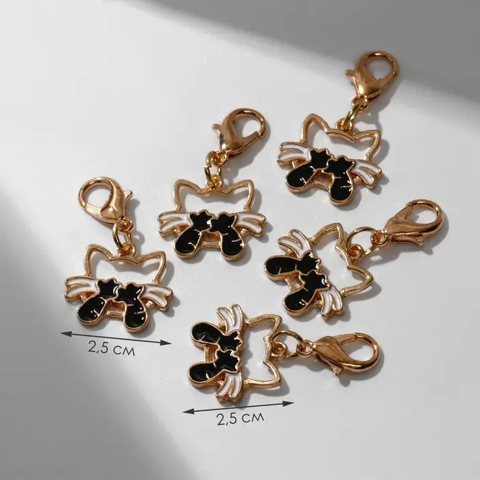 Шарм &laquo;Котёнок&raquo;, чёрный в золоте