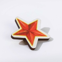 Подарочный набор &laquo;С днем защитника отечества&raquo; блокнот А6, значок, наклейки и карандаши 2 шт