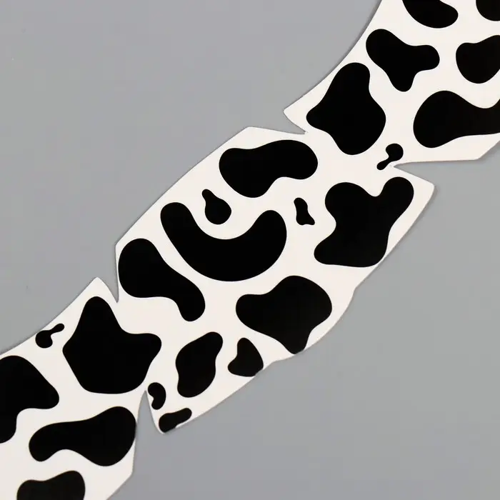 Переводная тату на тело чёрная &laquo;Веснушки. Пятна коровы&raquo;, 16&times;5 см