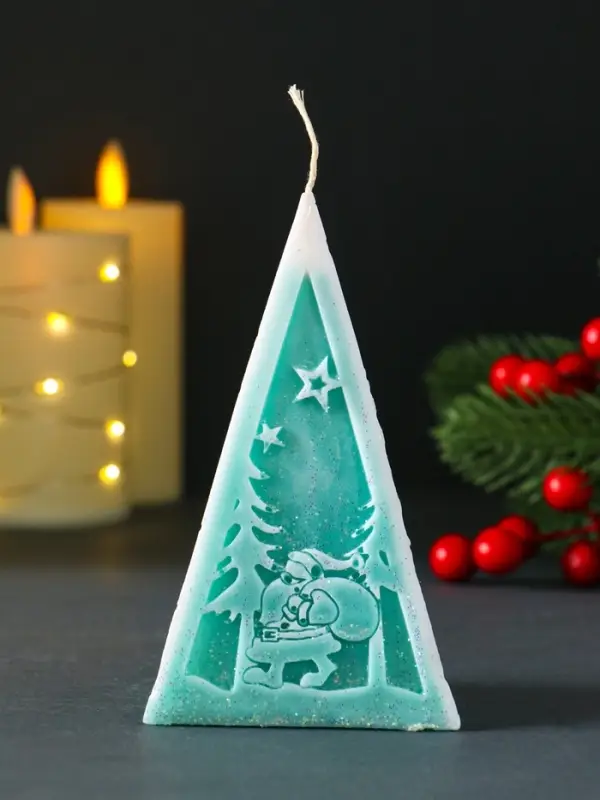 Свеча новогодняя пирамида Дед Мороз"6х6,5х12 cм, тиффани