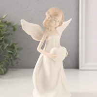 Сувенир керамика "Девочка-ангел в белом платье с сердечком" 5,5х10,5х15 см