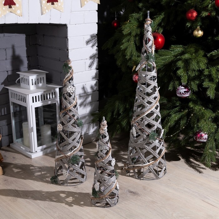 Светодиодная фигура «Конусы с еловой веткой» 40, 60, 80 см, текстиль, металл, батарейки ААх2 (не в комплекте), свечение тёплое белое Светодиодная фигура «Конусы с еловой веткой» 40, 60, 80 см, текстиль, металл, батарейки ААх2 (не в комплекте), свечение тёплое белое