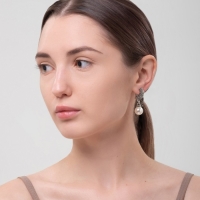 Клипсы &laquo;Грейс&raquo; диагональ бусин, цвет белый в чернёном серебре