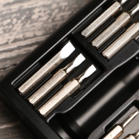 Набор отверток в фляге &laquo;Твое лицо&raquo;, универсальный, 18 предметов