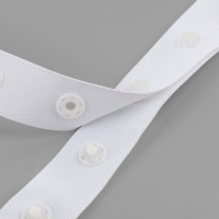 Тесьма с кнопками, 25-25 мм, 17 мм &times; 45 &plusmn; 1 м, цвет белый