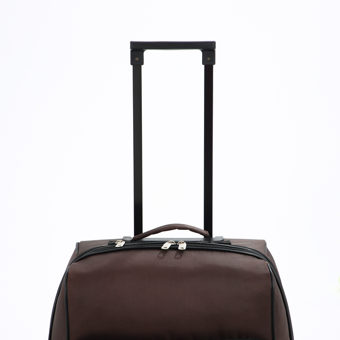 Чемодан малый 52 л (S), «Фабрика КАРТЕКС», отдел на молнии, с расширением, наружный карман, 2 колеса, цвет коричневый Чемодан малый 52 л (S), «Фабрика КАРТЕКС», отдел на молнии, с расширением, наружный карман, 2 колеса, цвет коричневый