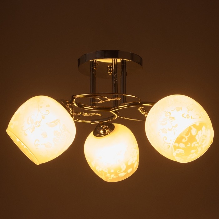 Люстра потолочная Люстра потолочная "Кураж" 3х40Вт Е27 Цвет: Серебро