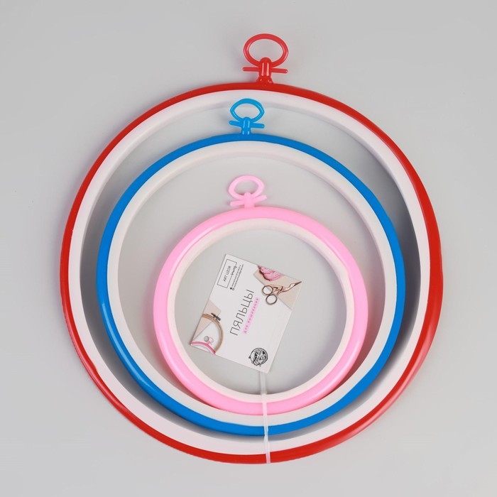 Пяльцы для вышивания с подвесом, d = 11/17/21 см, 3 шт, цвет разноцветный Пяльцы для вышивания с подвесом, d = 11/17/21 см, 3 шт, цвет разноцветный