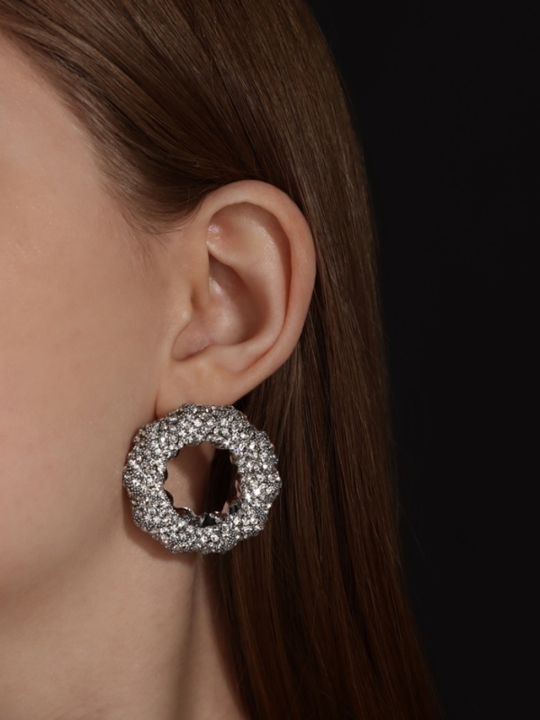 Серьги со стразами &laquo;Блеск&raquo; кольцо, белые в серебре